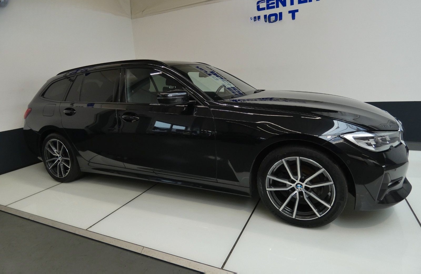 BMW 318 d Sport Line*Live Cockpit*LED*LM 18-Zoll foto 4