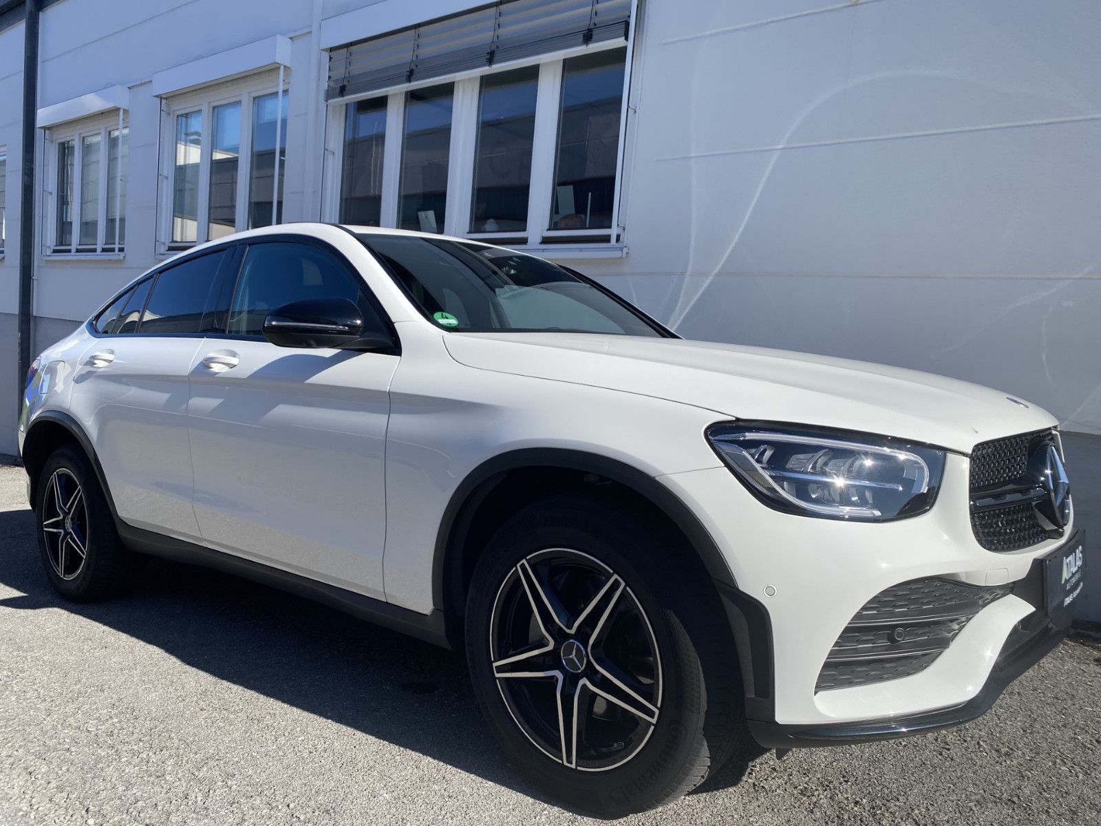 Mercedes-Benz GLC 300 d Coupe 4Matic AMG Line foto 2