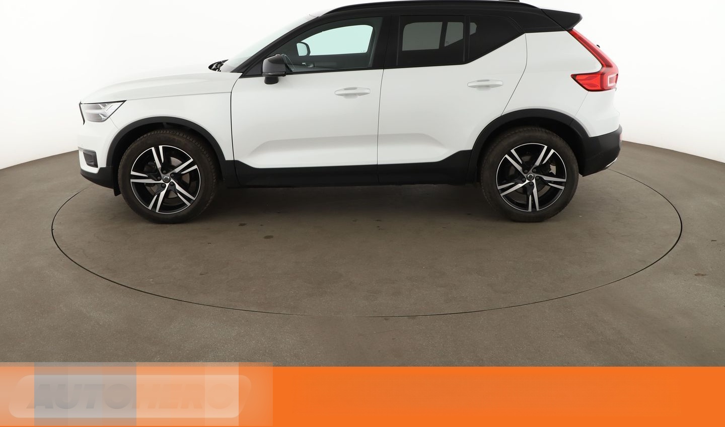 Volvo XC40 2.0 T4 R-Design AWD Aut.*NAVI*LED*TEMPO*CAM foto 3