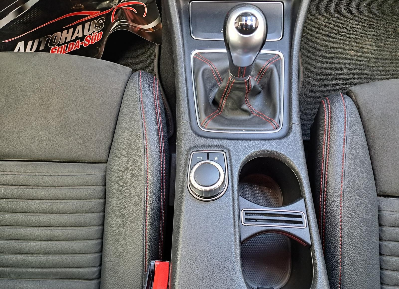 Mercedes-Benz GLA 200d AMG Line°Navi°LED°RFK°Tempomat°Shzg°FSE foto 21