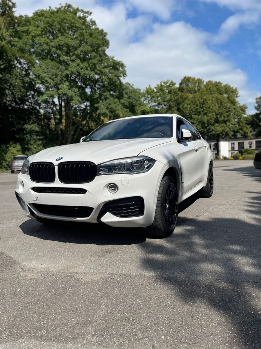 BMW X6 xDrive30d - foto 2