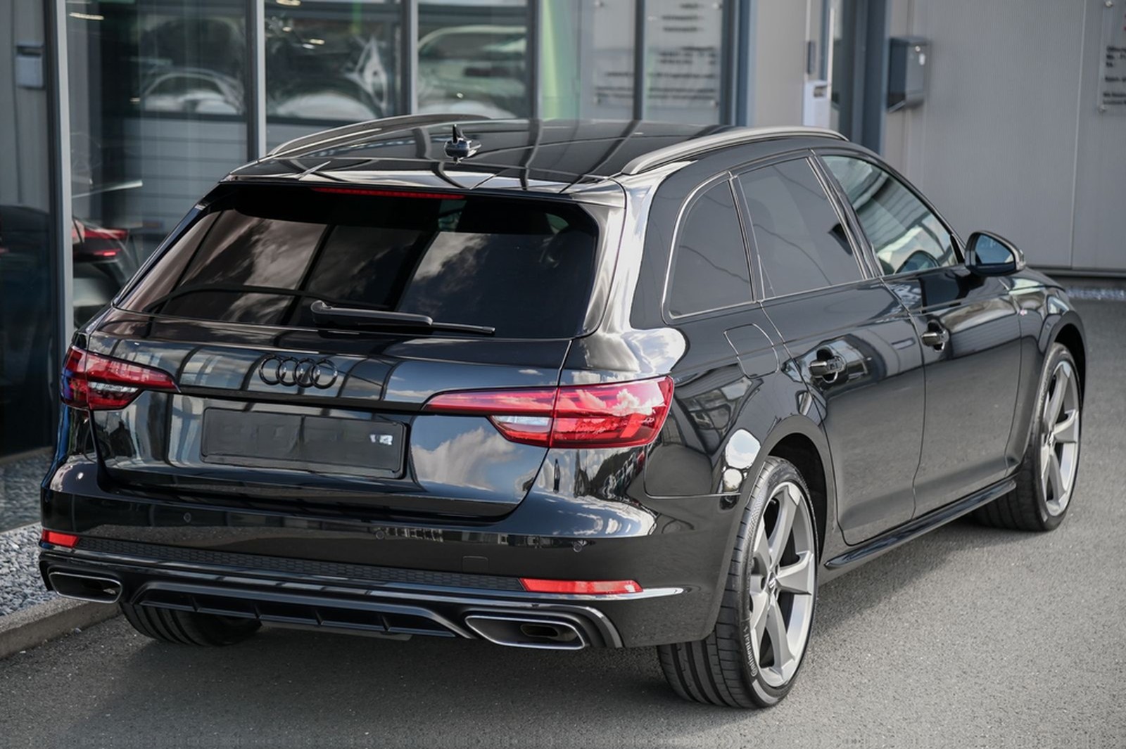 Audi A4 Avant 40 TFSI S line Navi* LED* AHK* 19 Zoll* foto 28