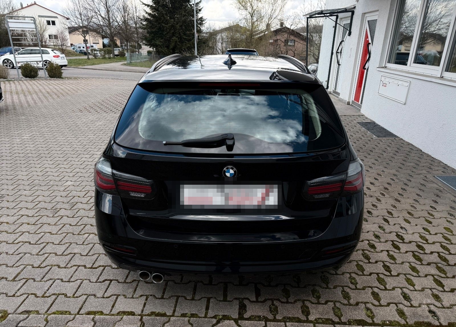 BMW 320d Touring Aut. Kamera eSitze HeadUp LED 18" foto 6