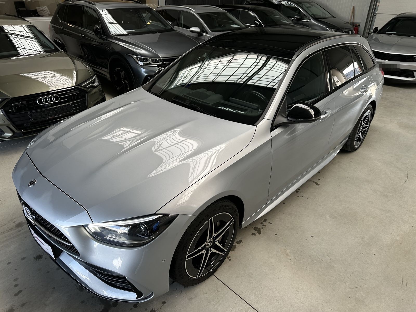 Mercedes-Benz C 300 eT Amg Navi LED Pano AHK SHZ HUD foto 12