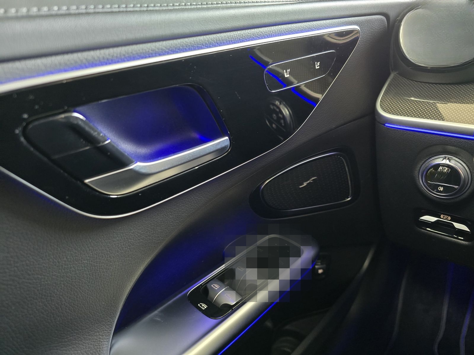 Mercedes-Benz C 300 eT Amg Navi LED Pano AHK SHZ HUD foto 15