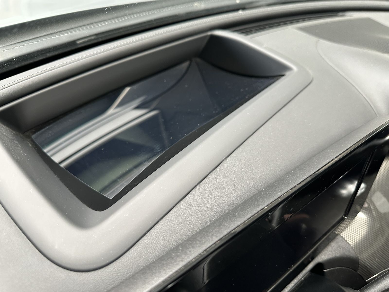 Mercedes-Benz C 300 eT Amg Navi LED Pano AHK SHZ HUD foto 16