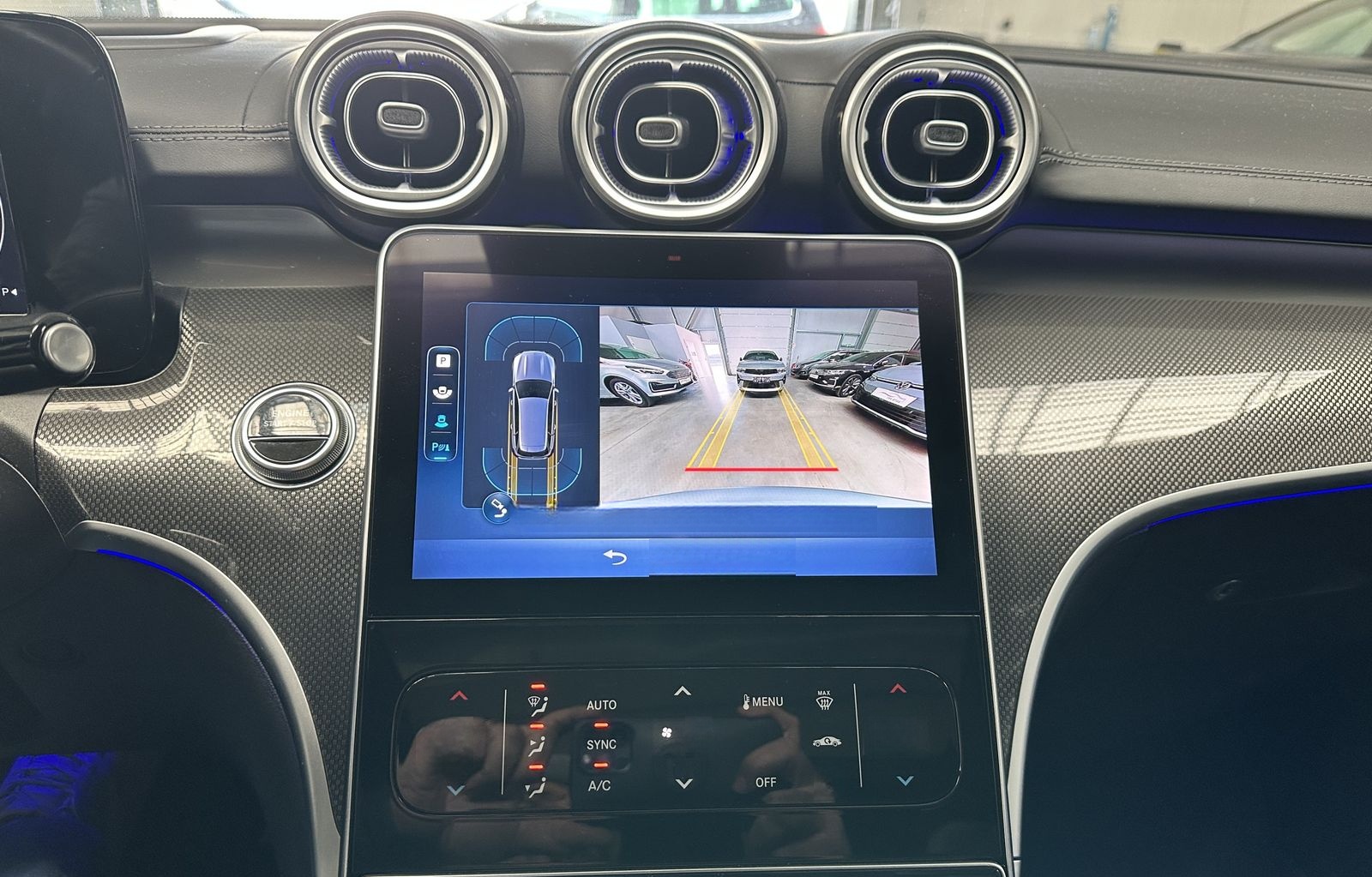 Mercedes-Benz C 300 eT Amg Navi LED Pano AHK SHZ HUD foto 21