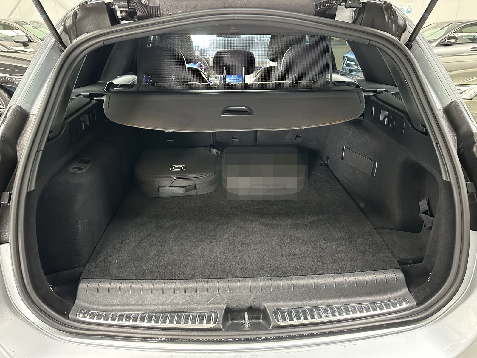 Mercedes-Benz C 300 eT Amg Navi LED Pano AHK SHZ HUD foto 7