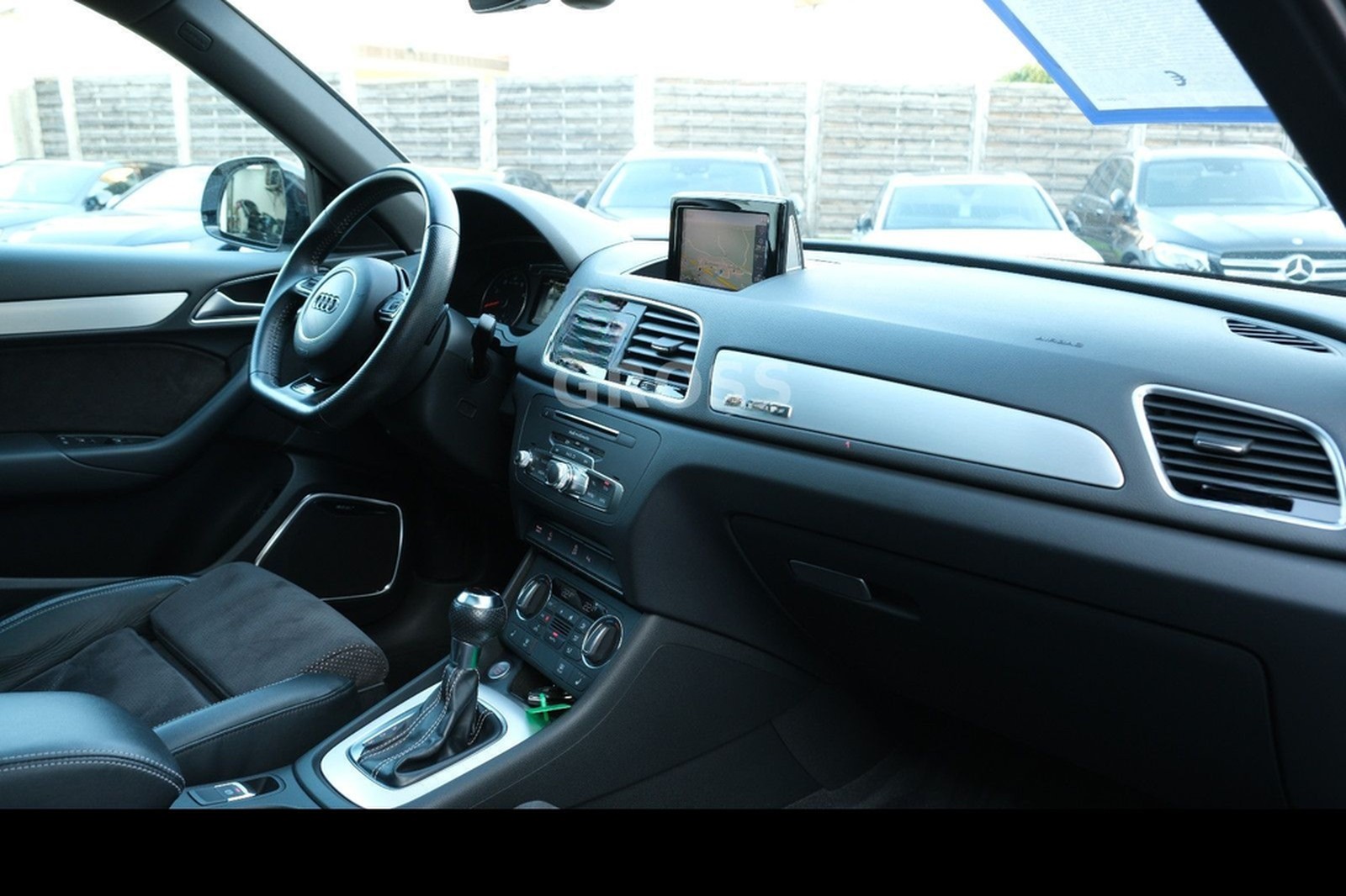 Audi Q3 2.0 TFSI quattro S-tr."3xS-Line"Compet."LED" foto 23