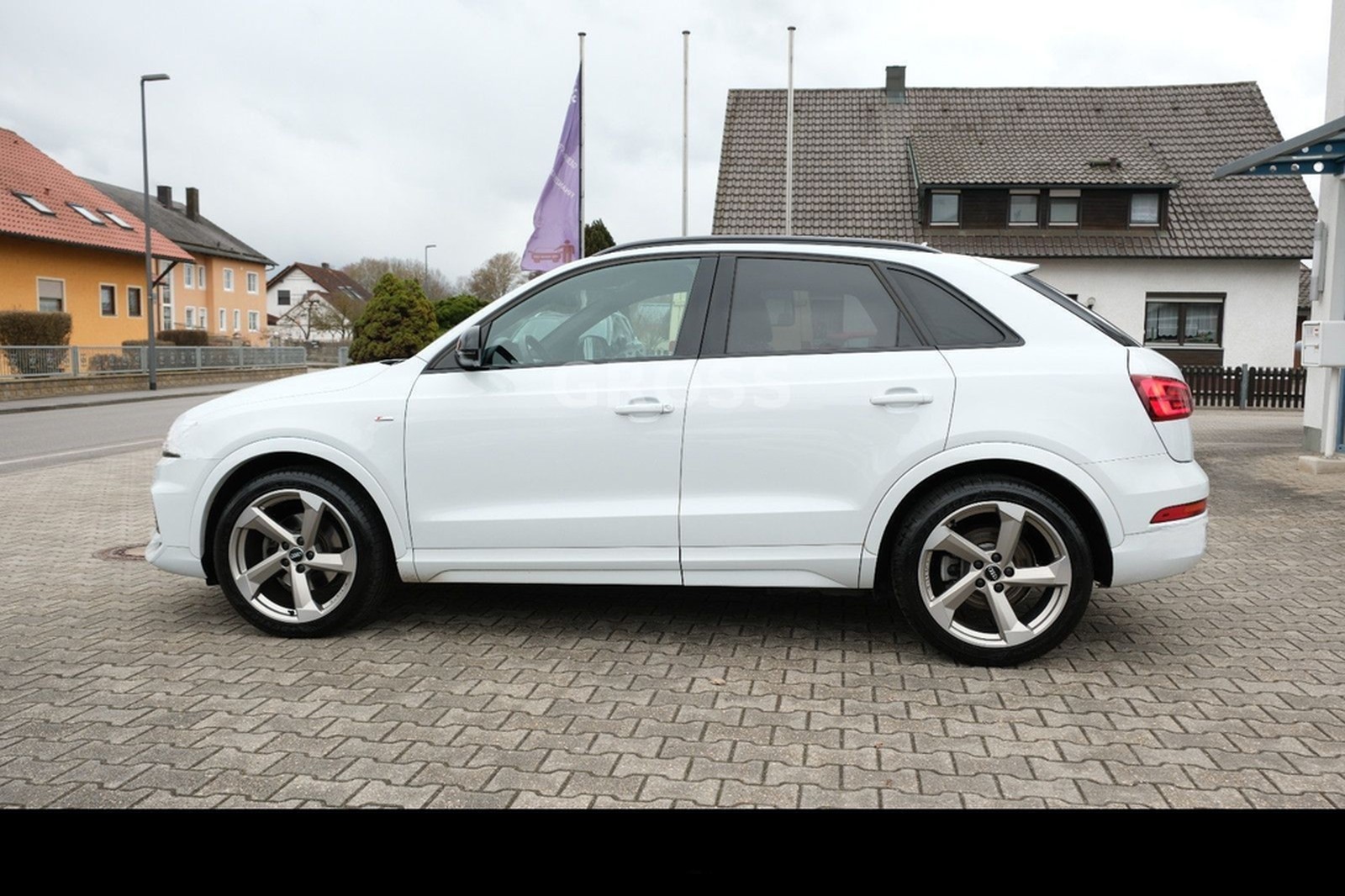 Audi Q3 2.0 TFSI quattro S-tr."3xS-Line"Compet."LED" foto 9