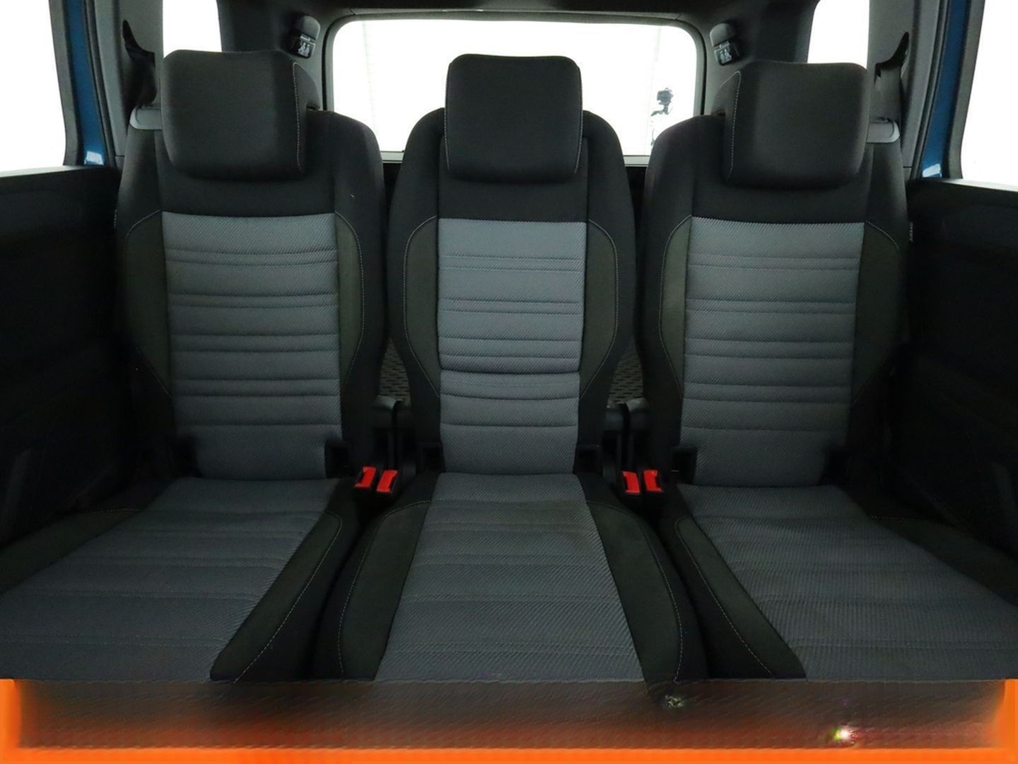 Volkswagen Touran 1.8 TSI Highline BM Aut.*NAVI*LED*TEMPO* foto 14