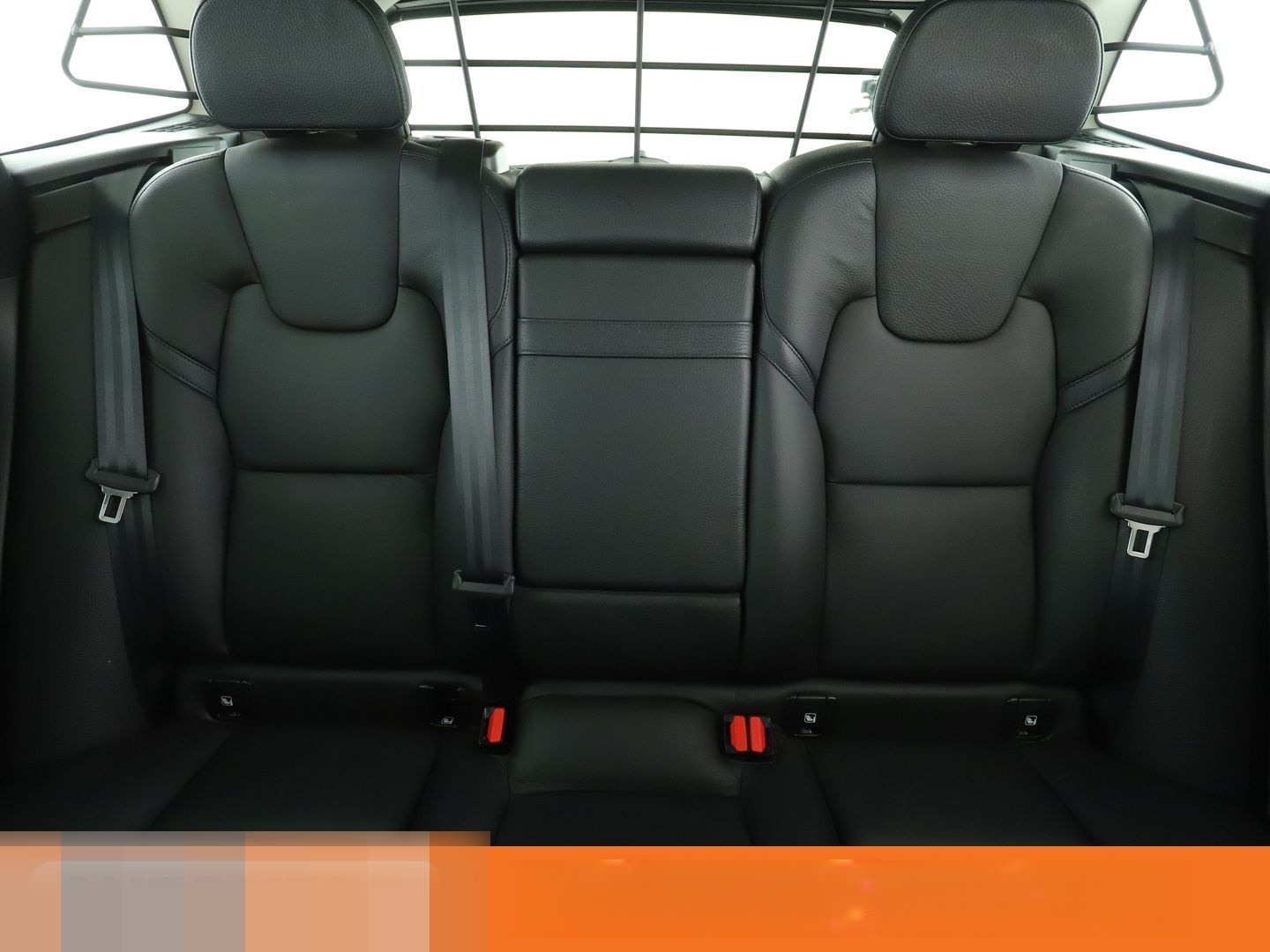 Volvo XC60 2.0 D4 Momentum Pro 2WD Aut.*NAVI*LED*PDC* foto 16