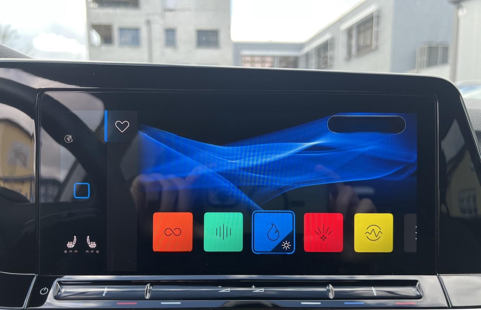 Volkswagen Golf VIII 1.5 TSI "LIFE" ACT/LED-SCHEINWERFER/AI foto 15