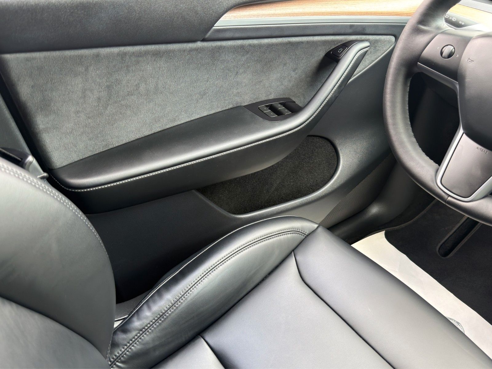 Tesla Model Y Long Range Dual AWD/AMD Ryzen/Kamera/ foto 23