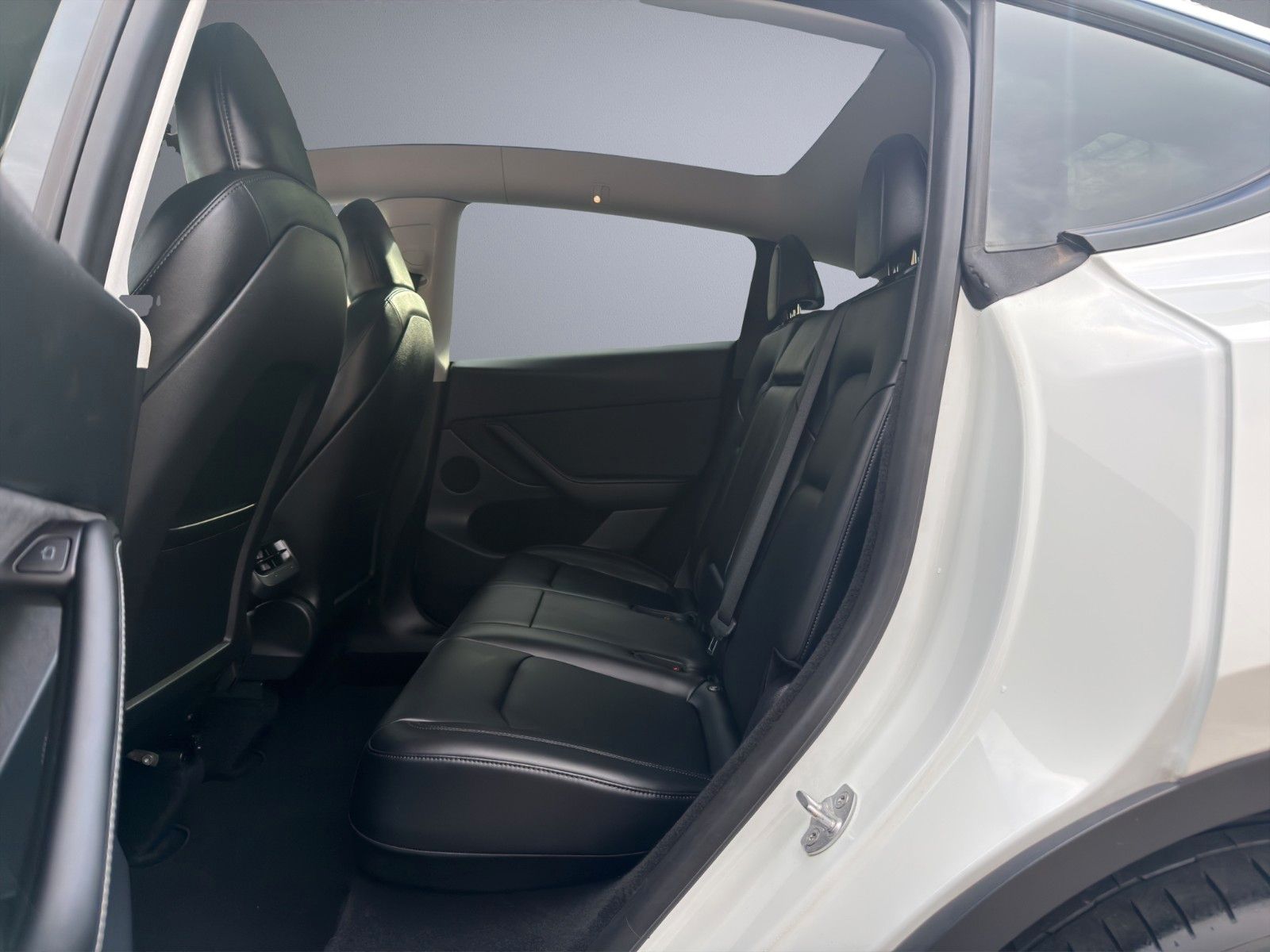 Tesla Model Y Long Range Dual AWD/AMD Ryzen/Kamera/ foto 10