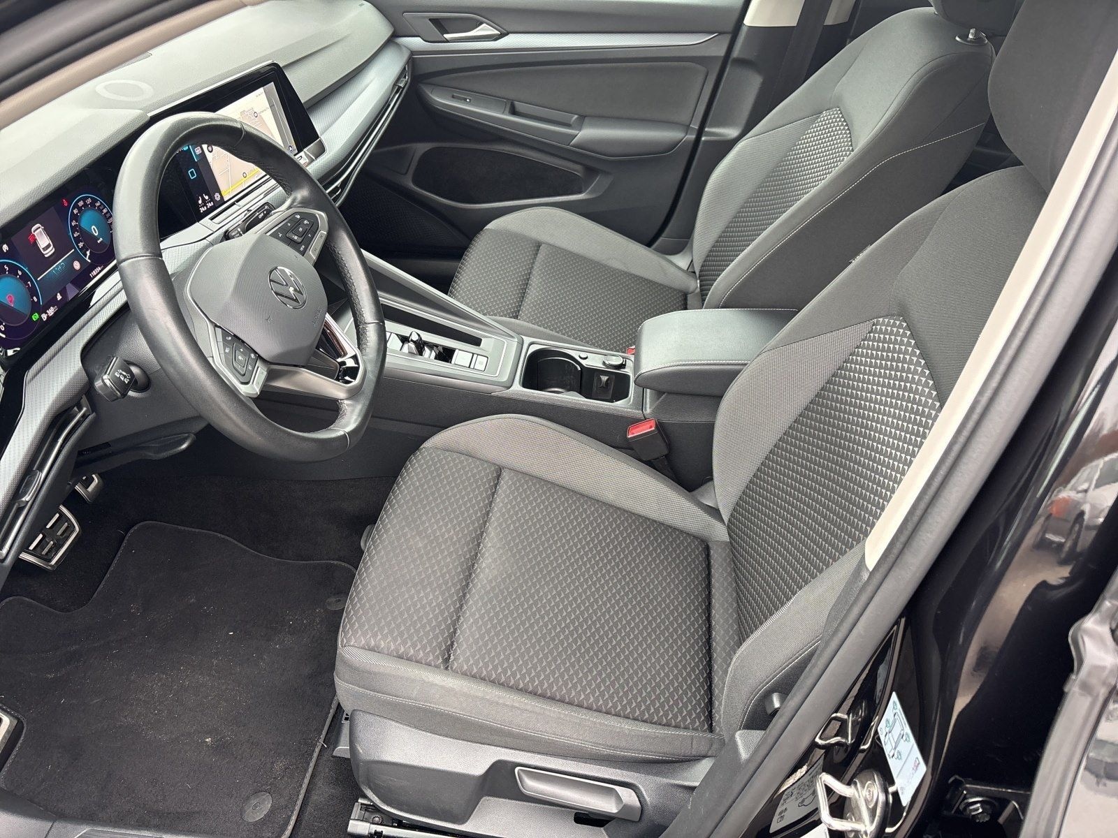 Volkswagen Golf Variant VIII 1.0 eTSI Avtice DSG ACC foto 5
