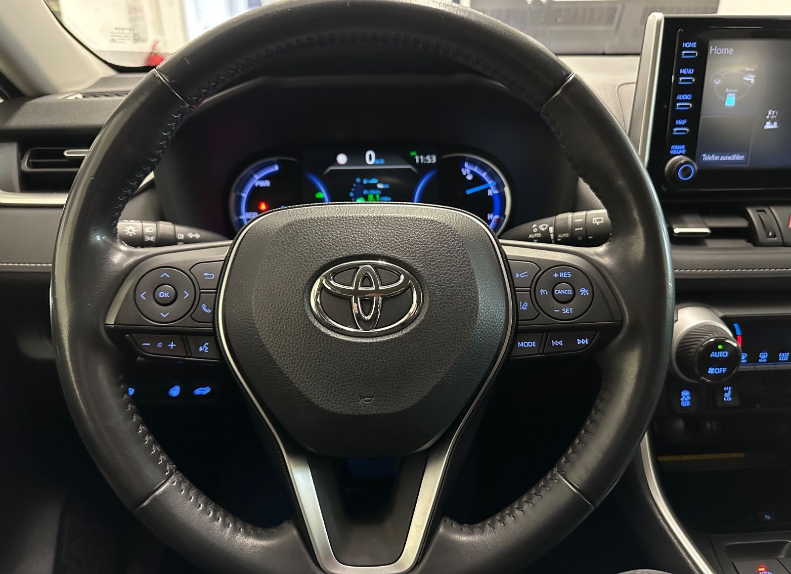 Toyota RAV4 Hybrid Club foto 13