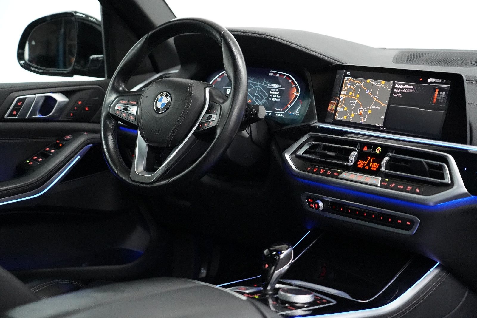 BMW X5 xDrive 30d xLine LASER HUD LEDER AHK Kamera foto 18