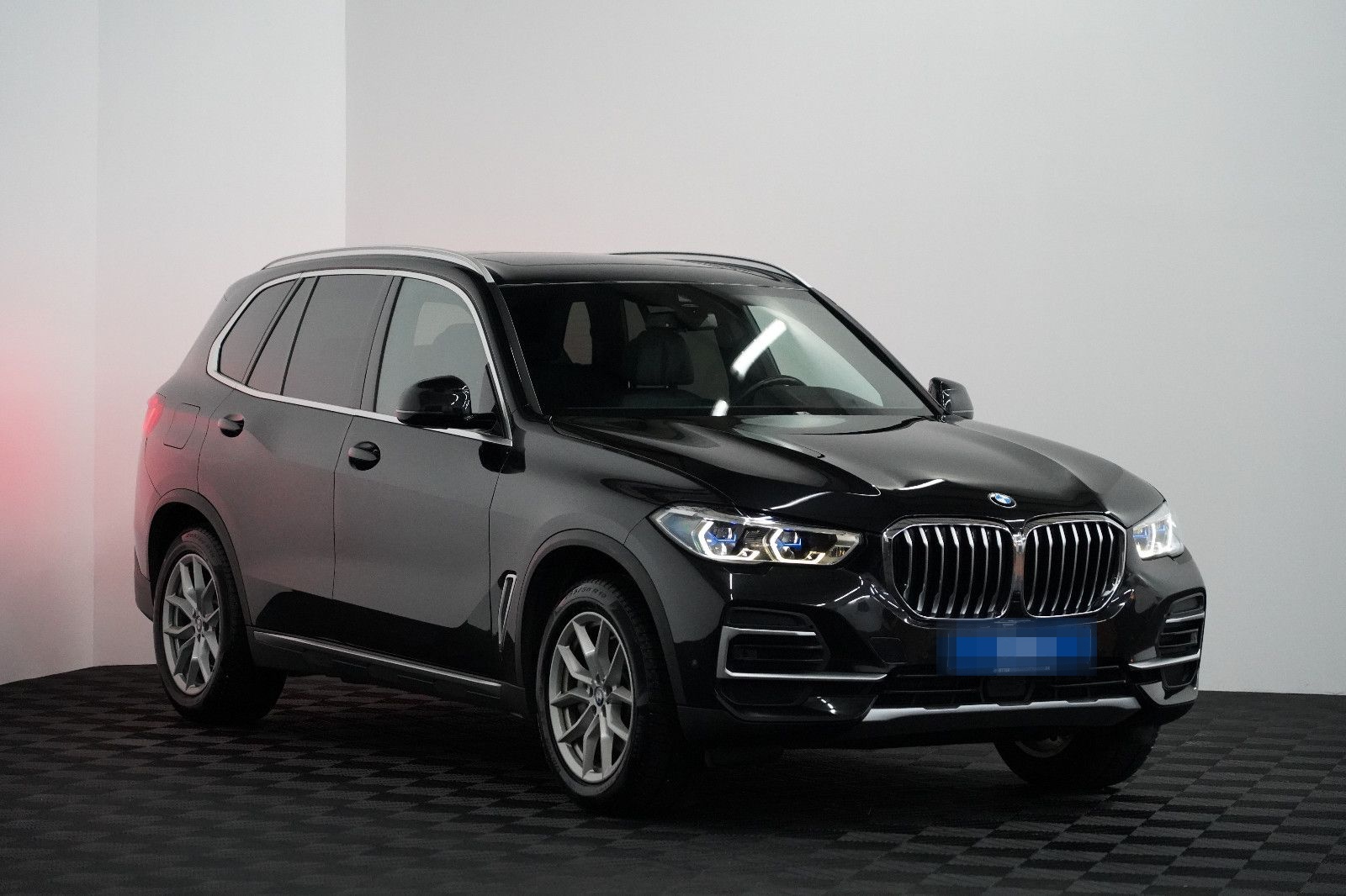 BMW X5 xDrive 30d xLine LASER HUD LEDER AHK Kamera foto 3