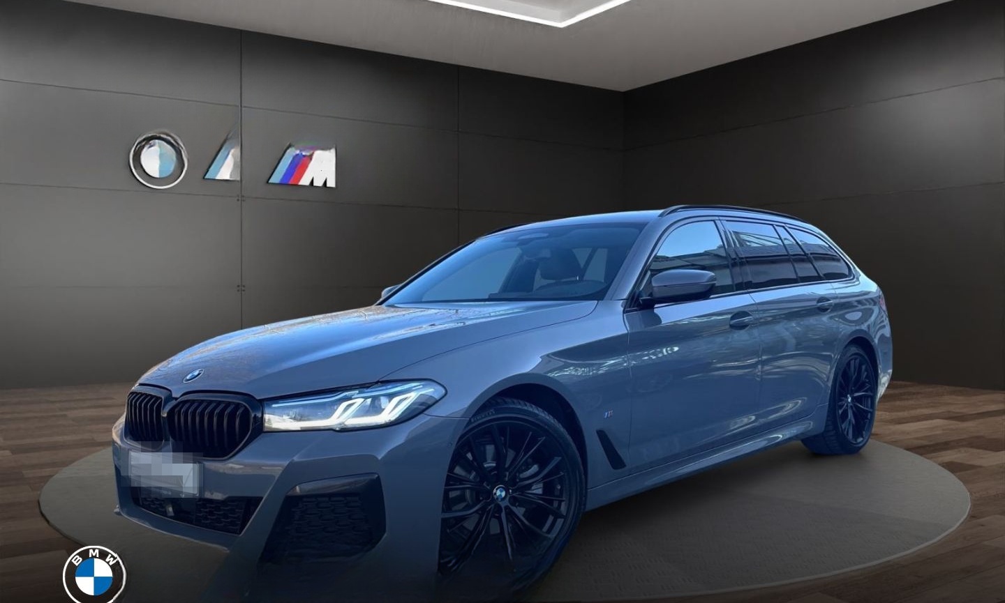 BMW 520 d M-Sport ACC HUD HiFi Laserlicht Sportsitze