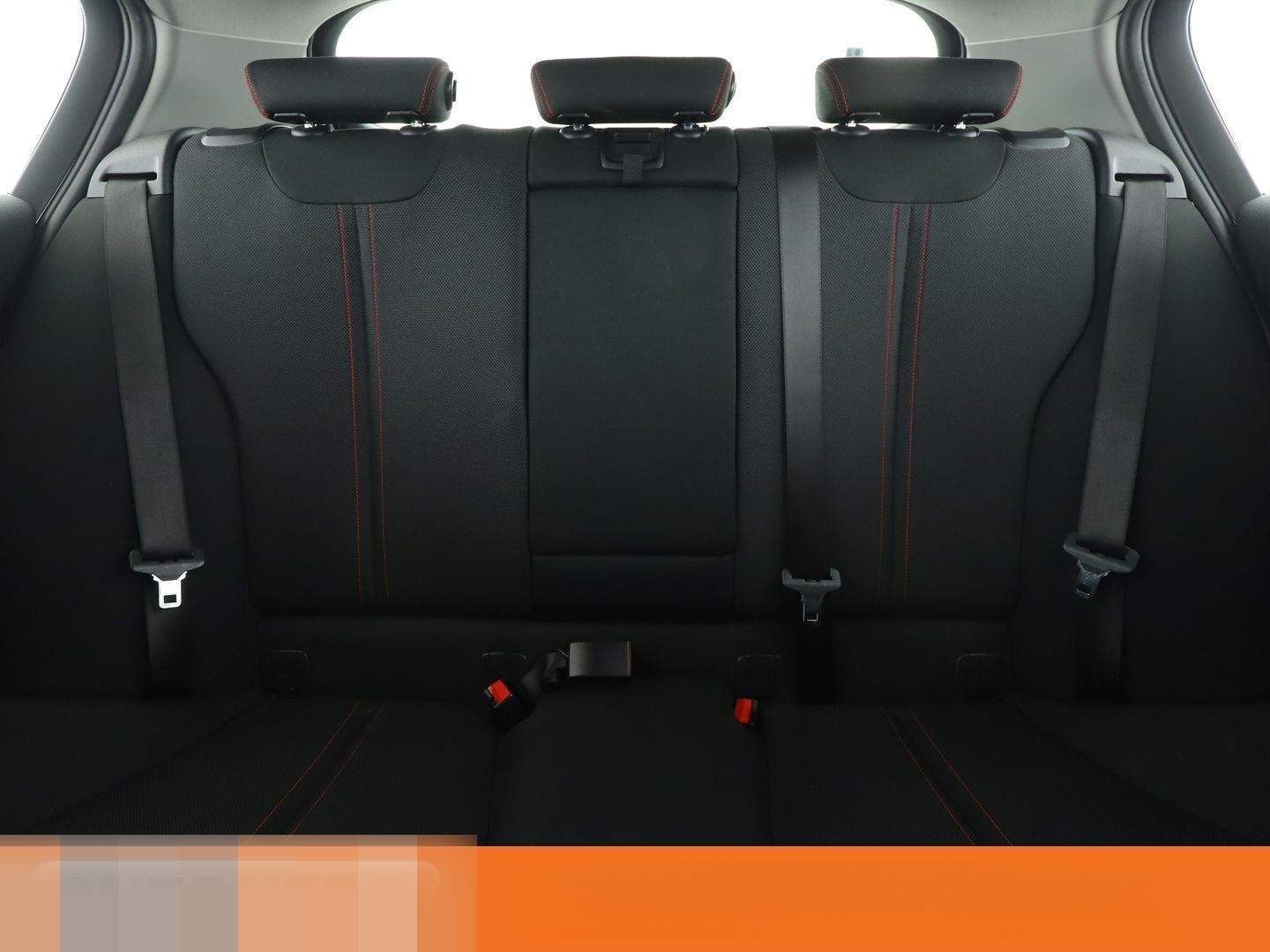 BMW 1er 120d Sport Line Aut.*NAVI*TEMPO*LED*PDC*SHZ* foto 16