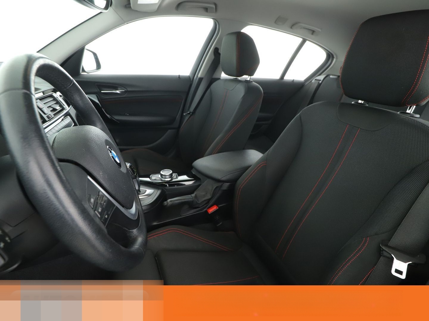 BMW 1er 120d Sport Line Aut.*NAVI*TEMPO*LED*PDC*SHZ* foto 10