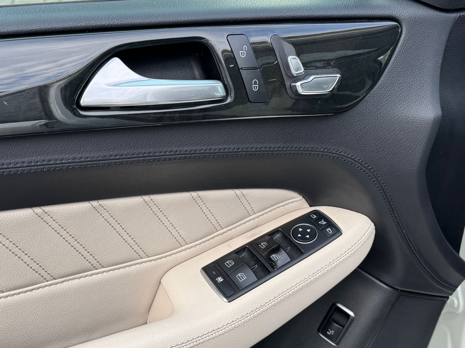 Mercedes-Benz GLE 350 d 4Matic AMG-LINE,LEDER-BI COLOR,360°KAM foto 21