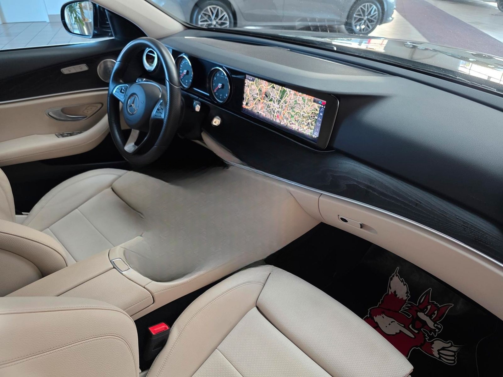Mercedes-Benz E200 Lim. AMG/Burmester/Airmatic/HuD/Multibeam foto 24