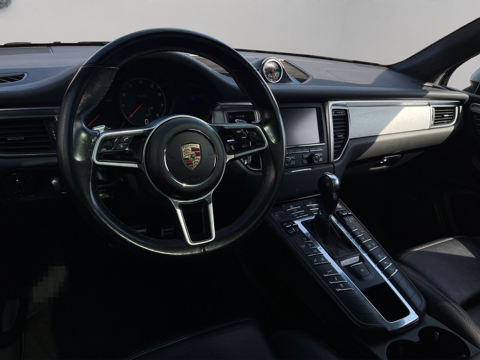 Porsche Macan Turbo Lenkradhz. | Panorama | Kamera foto 14