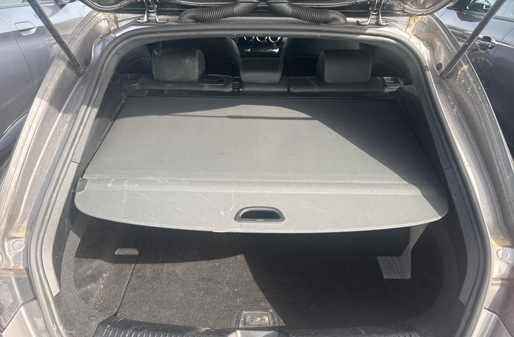 Mercedes-Benz CLA 200 Shooting brake 1.3 Ltr. Benzin 120 kW foto 12