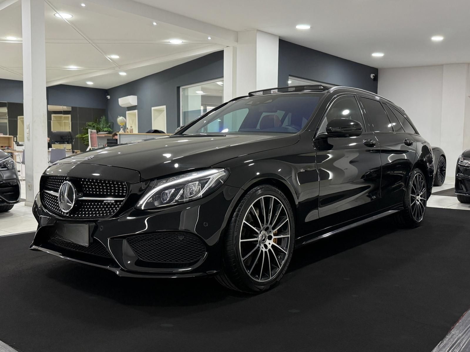 Mercedes-Benz C 43 AMG T 4M *PANO*AMBI*DESIGNO*AMG PERF. AGA* foto 2