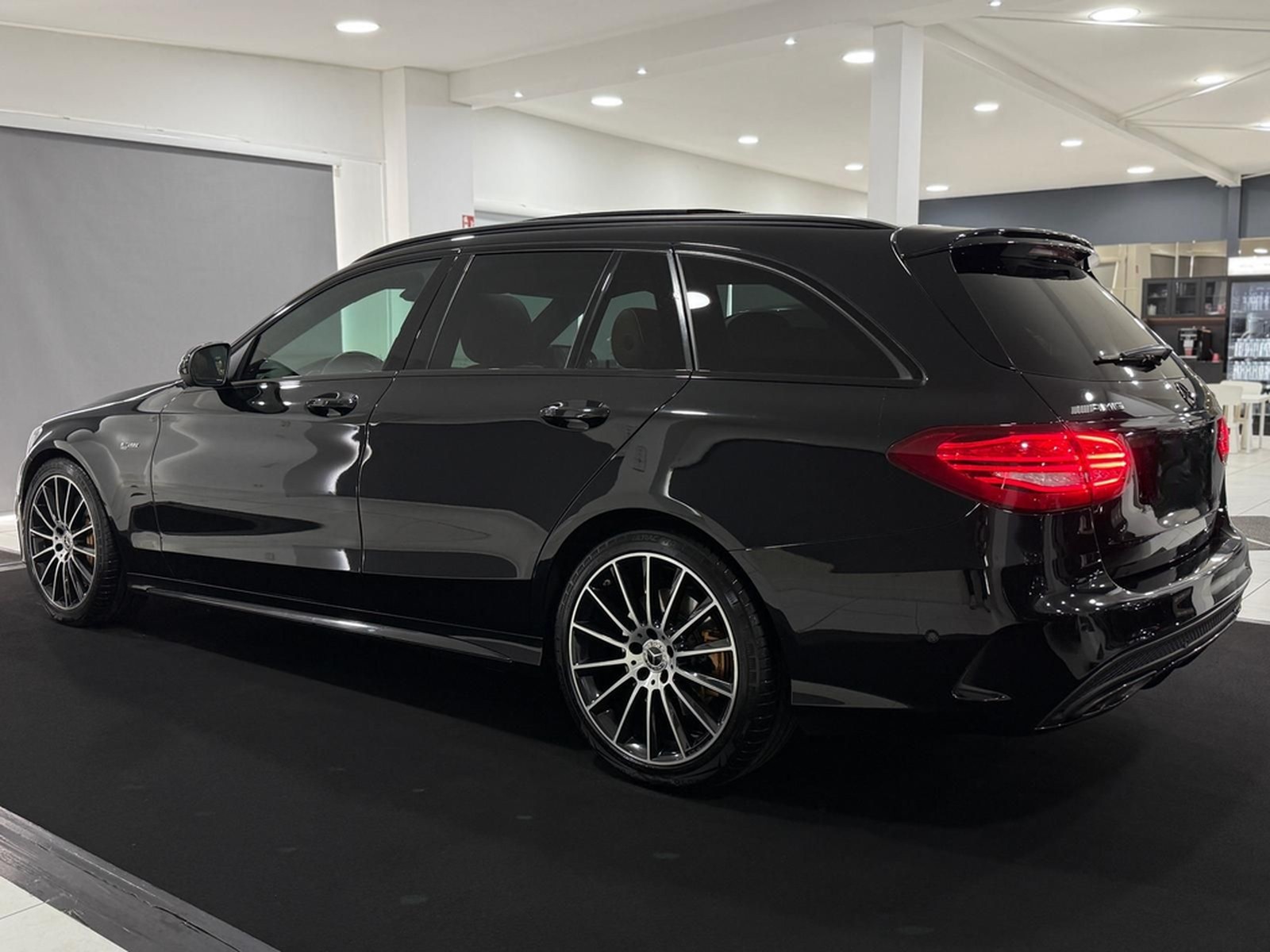 Mercedes-Benz C 43 AMG T 4M *PANO*AMBI*DESIGNO*AMG PERF. AGA* foto 14
