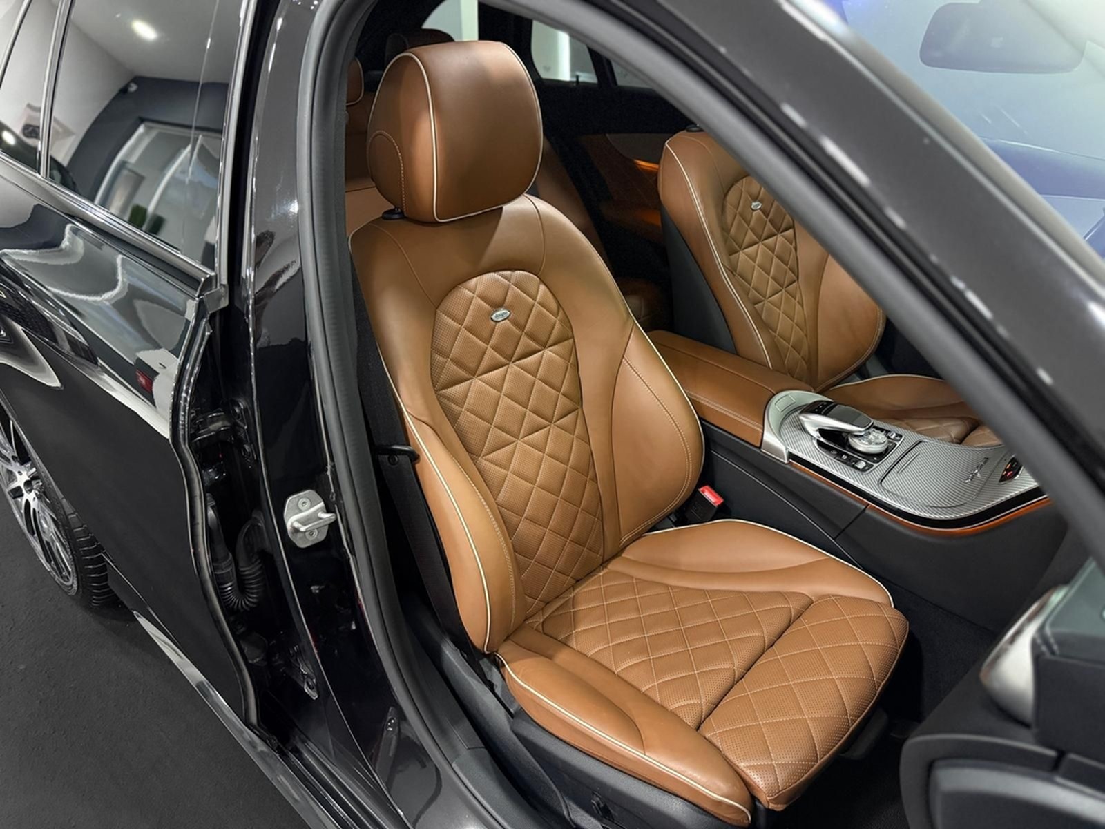 Mercedes-Benz C 43 AMG T 4M *PANO*AMBI*DESIGNO*AMG PERF. AGA* foto 31