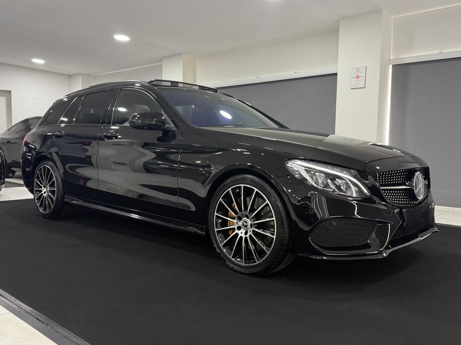 Mercedes-Benz C 43 AMG T 4M *PANO*AMBI*DESIGNO*AMG PERF. AGA* foto 5