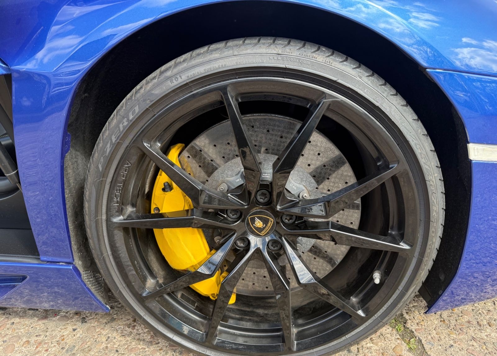 Lamborghini Aventador LP 700 4 foto 17