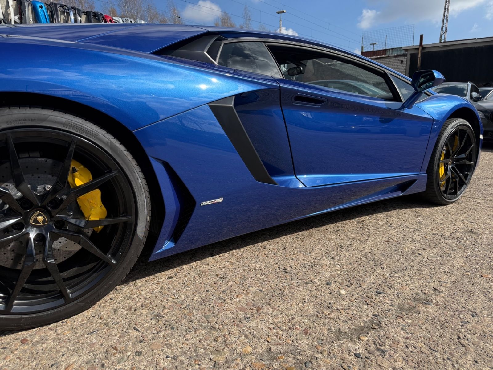 Lamborghini Aventador LP 700 4 foto 7