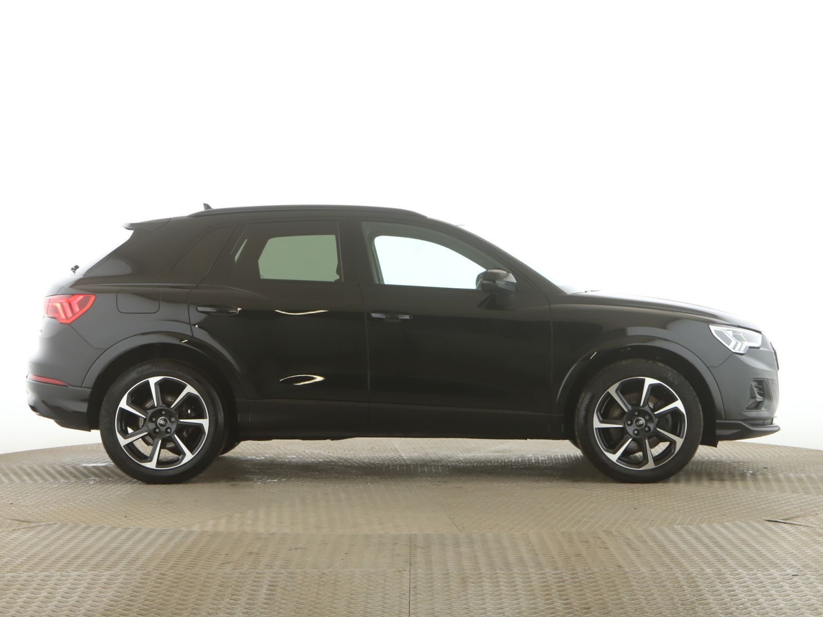 Audi Q3 40 TDI quattro advanced ACC+RFK+MMI-Plus foto 8