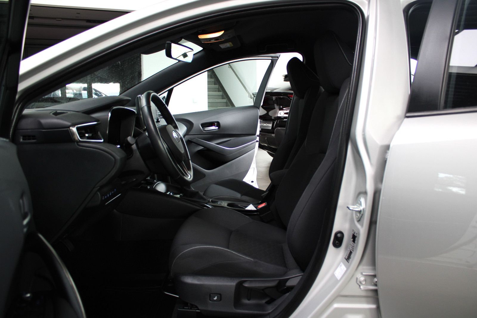 Toyota Corolla Hybrid 1.8 VVT-i * Team D * 1.Hand! foto 2