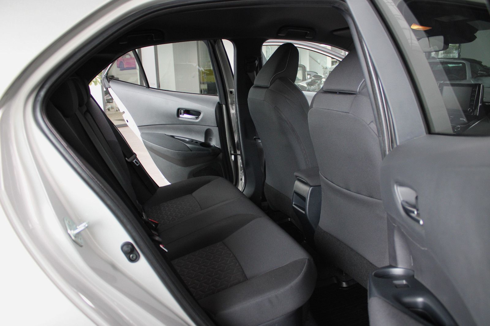 Toyota Corolla Hybrid 1.8 VVT-i *  Team D * 1.Hand! foto 14