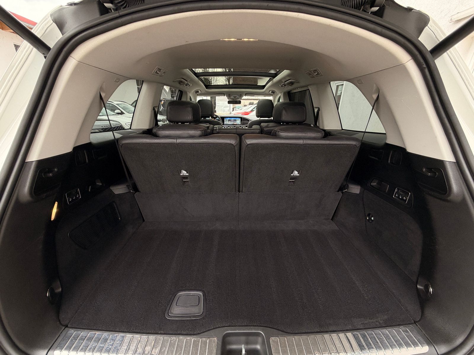 Mercedes-Benz GLS 400 d 4Matic AMG-Paket/7Sitze/HUD/AHK foto 24