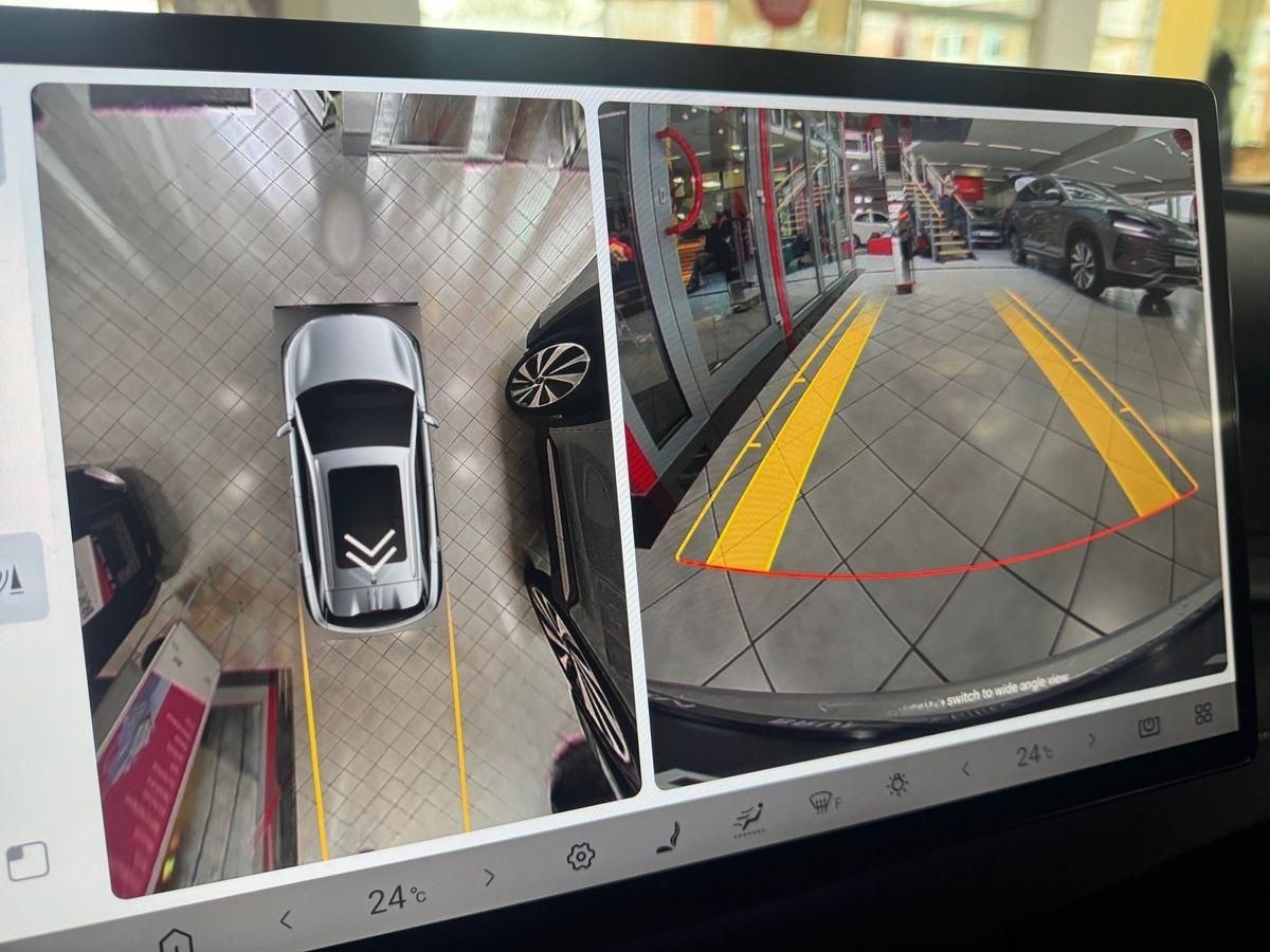 BYD ATTO 3 330 kW AWD Excellence HeadUp foto 16