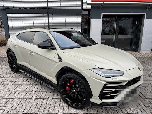 Lamborghini Urus HUD NIGHT VISION B&O 23" REAR SEAT-ENTER. foto 5
