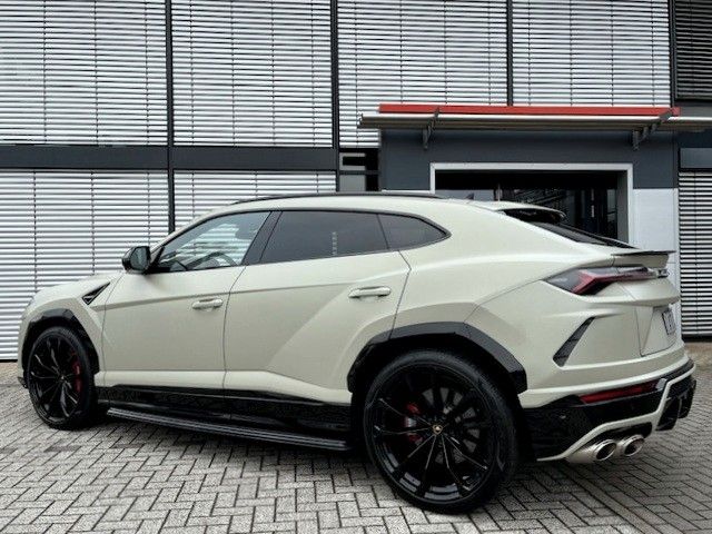 Lamborghini Urus HUD NIGHT VISION B&O 23" REAR SEAT-ENTER. foto 8
