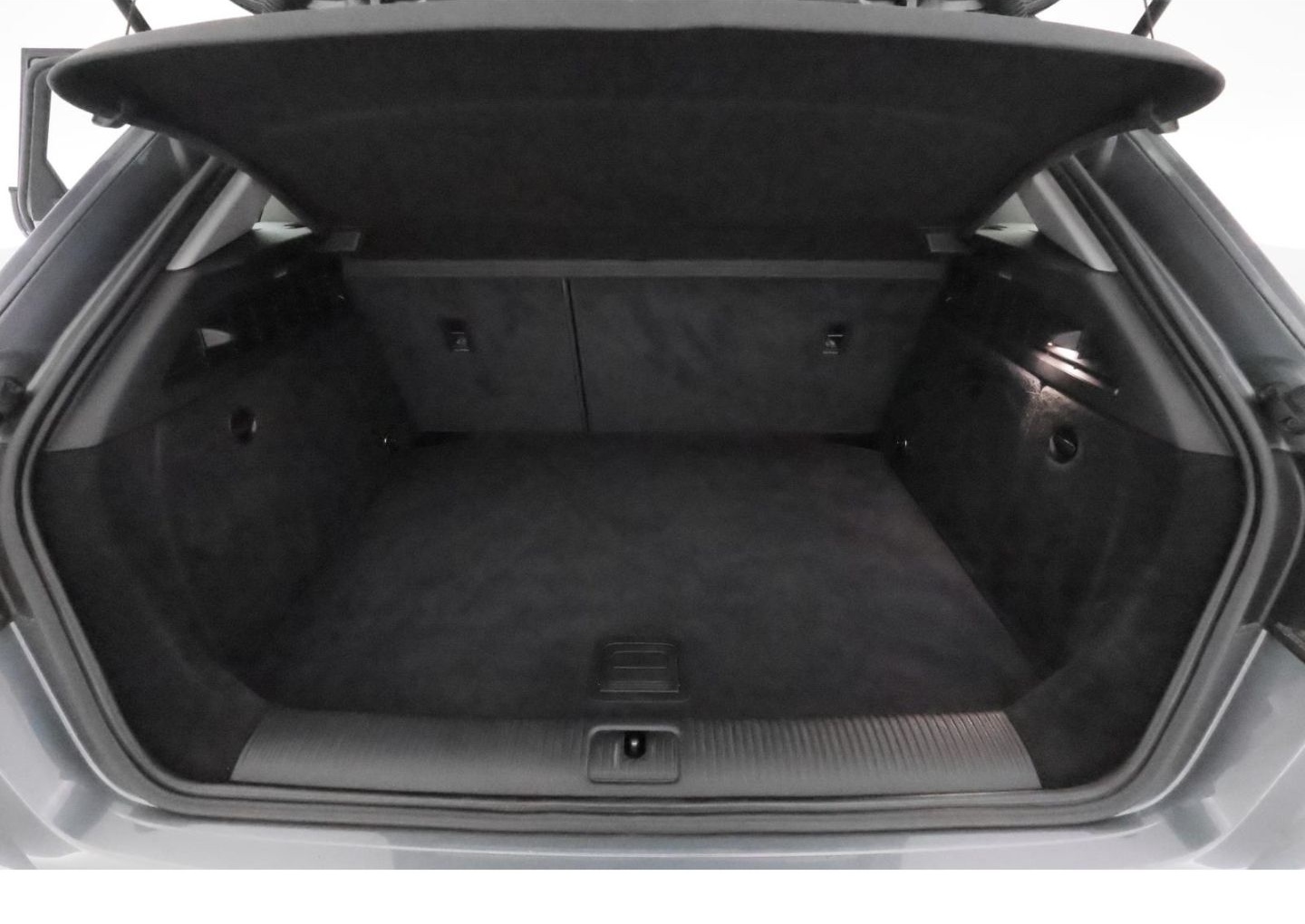 Audi A3 40 TFSI S-tronic S Line LED+Carplay+AHK+PDC+T foto 19