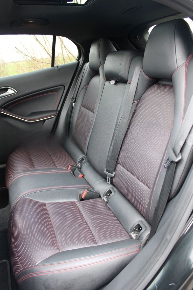 Mercedes-Benz GLA 250 4Matic AMG Aut.PANO Leder Bi-XENON Sound foto 31