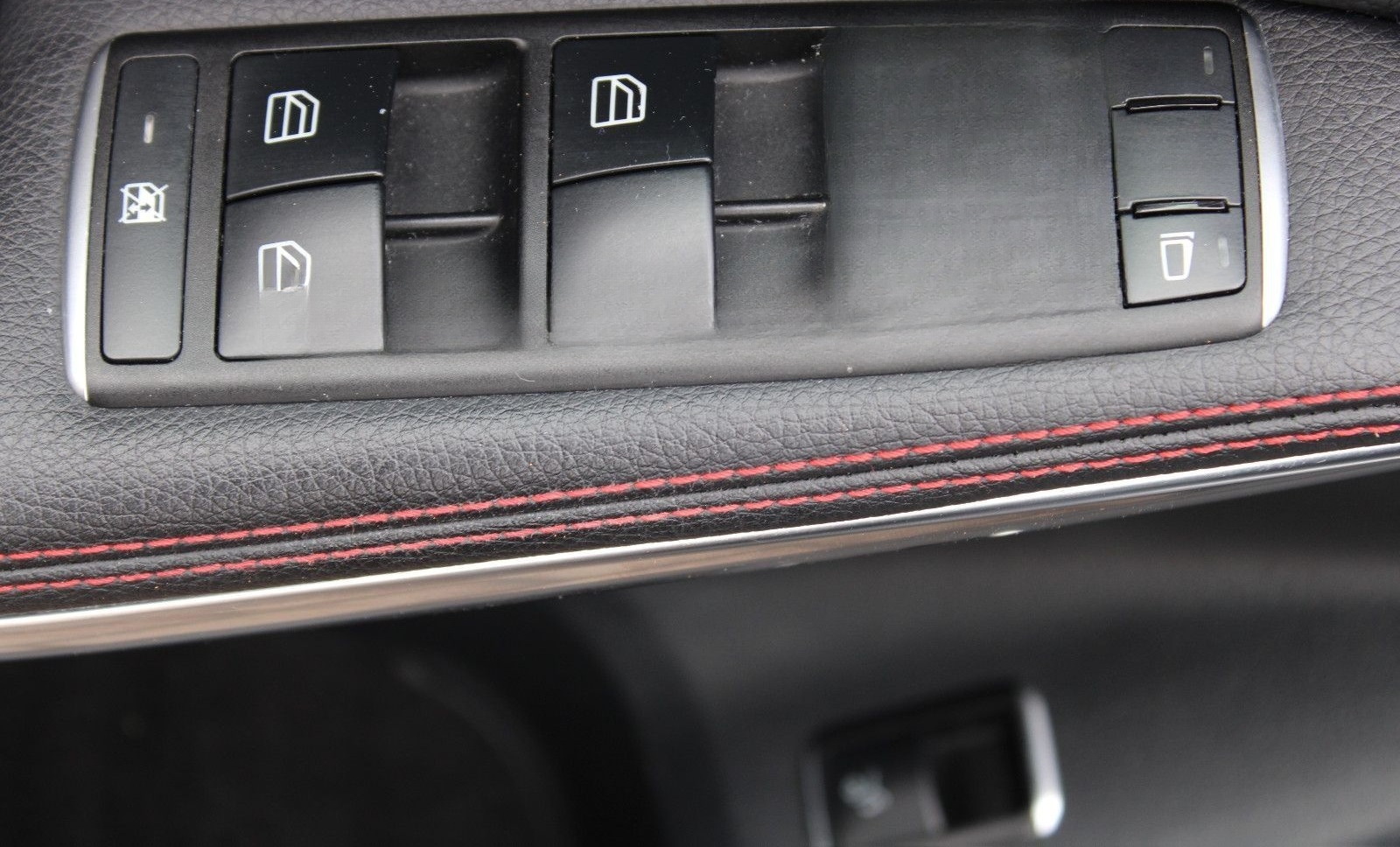 Mercedes-Benz GLA 250 4Matic AMG Aut.PANO Leder Bi-XENON Sound foto 32