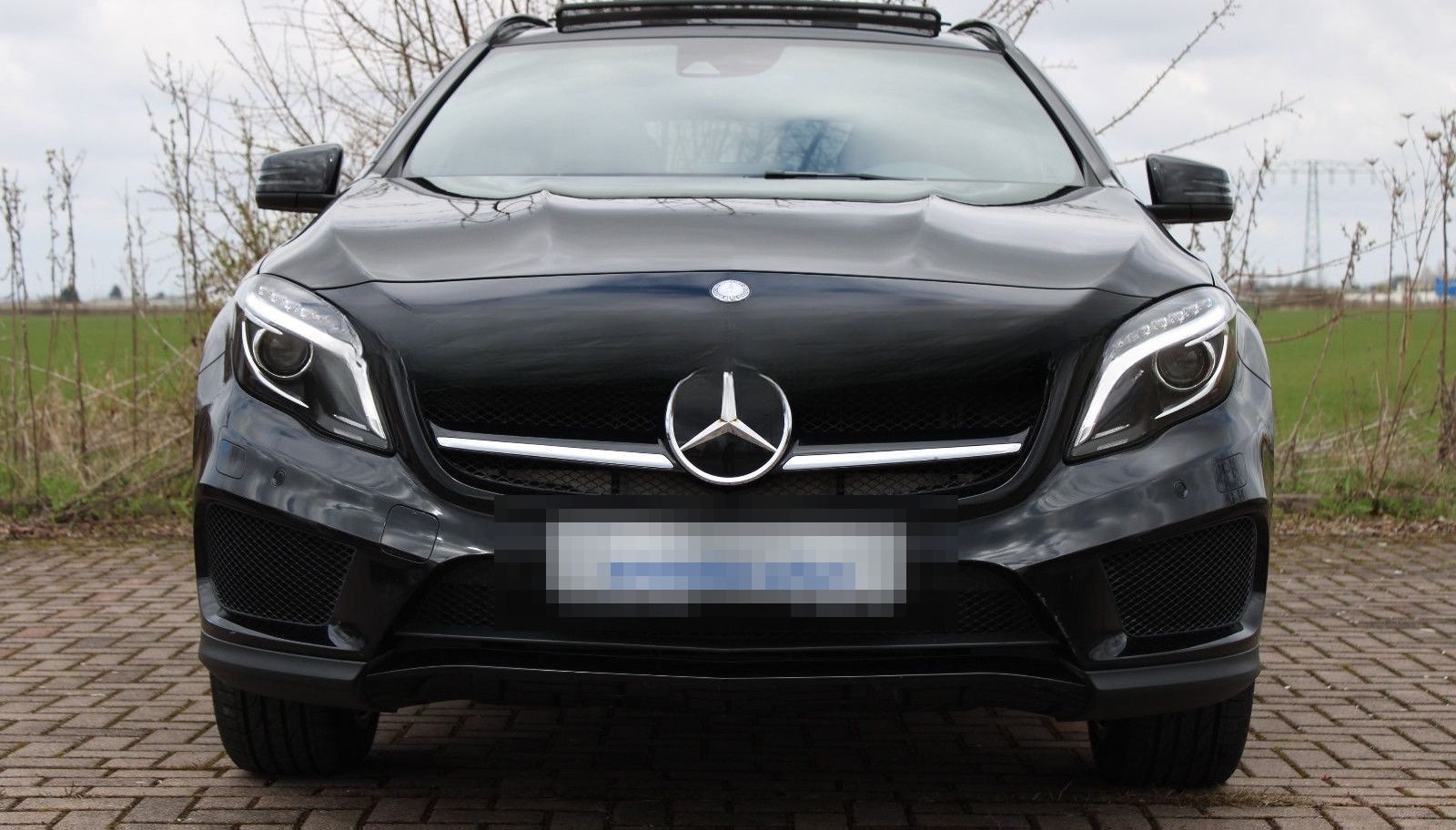 Mercedes-Benz GLA 250 4Matic AMG Aut.PANO Leder Bi-XENON Sound foto 7