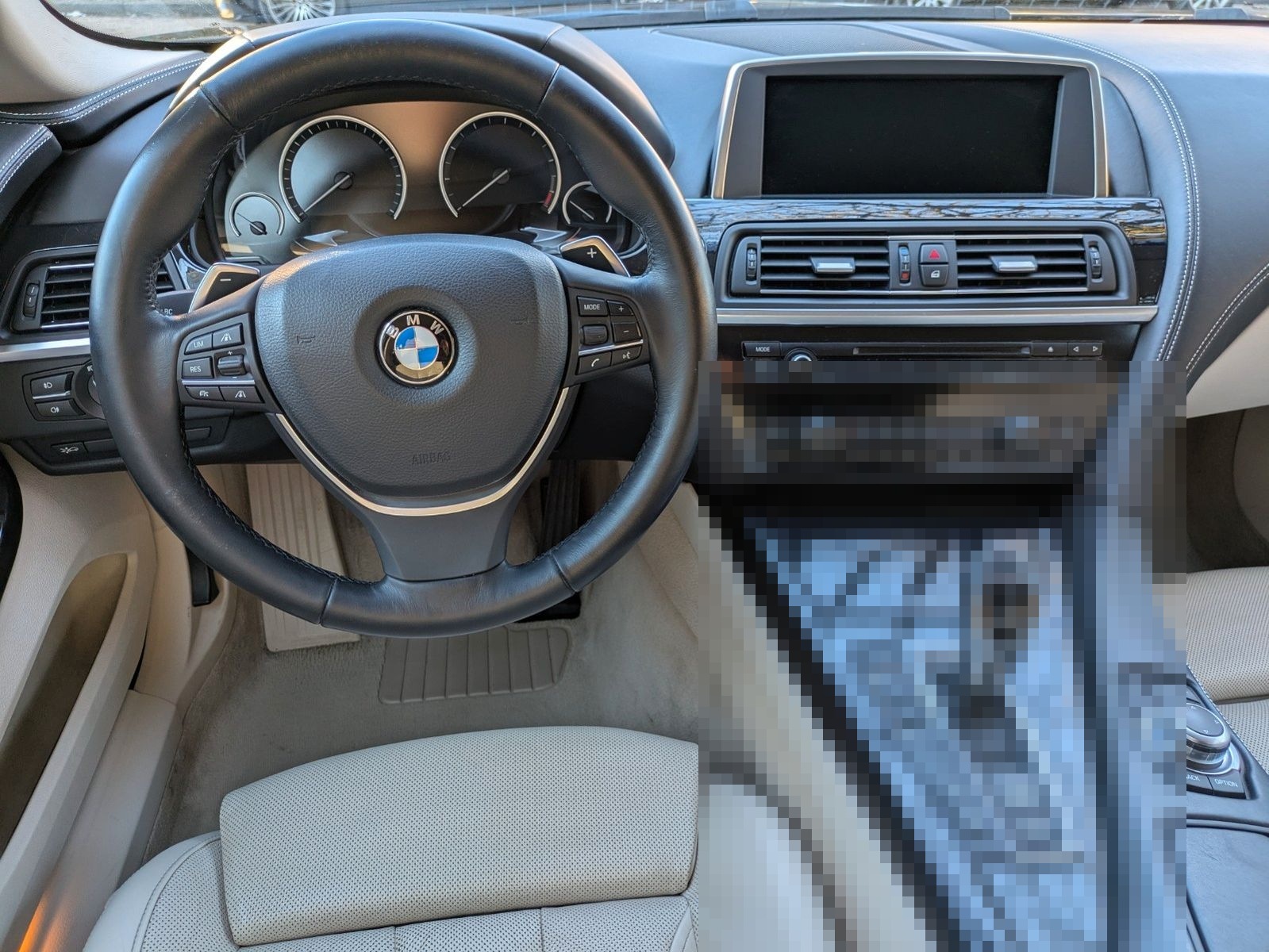 BMW 650i Gran Coupé - Panorama - Kamera - V8 Biturbo foto 11