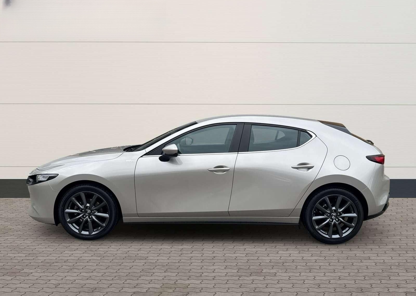Mazda 3 Selection-1.HAND-NAVI-SITZHEIZUNG-KAMERA-LED foto 13
