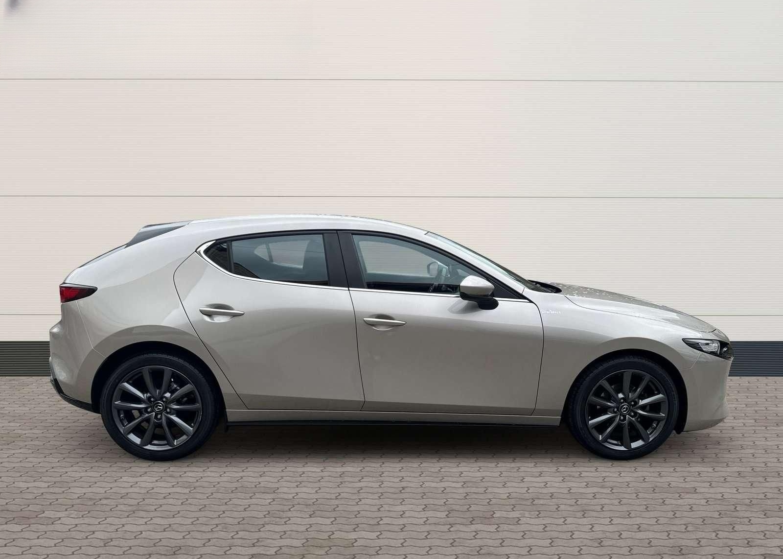 Mazda 3 Selection-1.HAND-NAVI-SITZHEIZUNG-KAMERA-LED foto 14